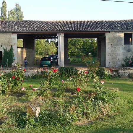 Chambres D'Hotes Entre Niort Et Marais Poitevin Bessines Ngoại thất bức ảnh