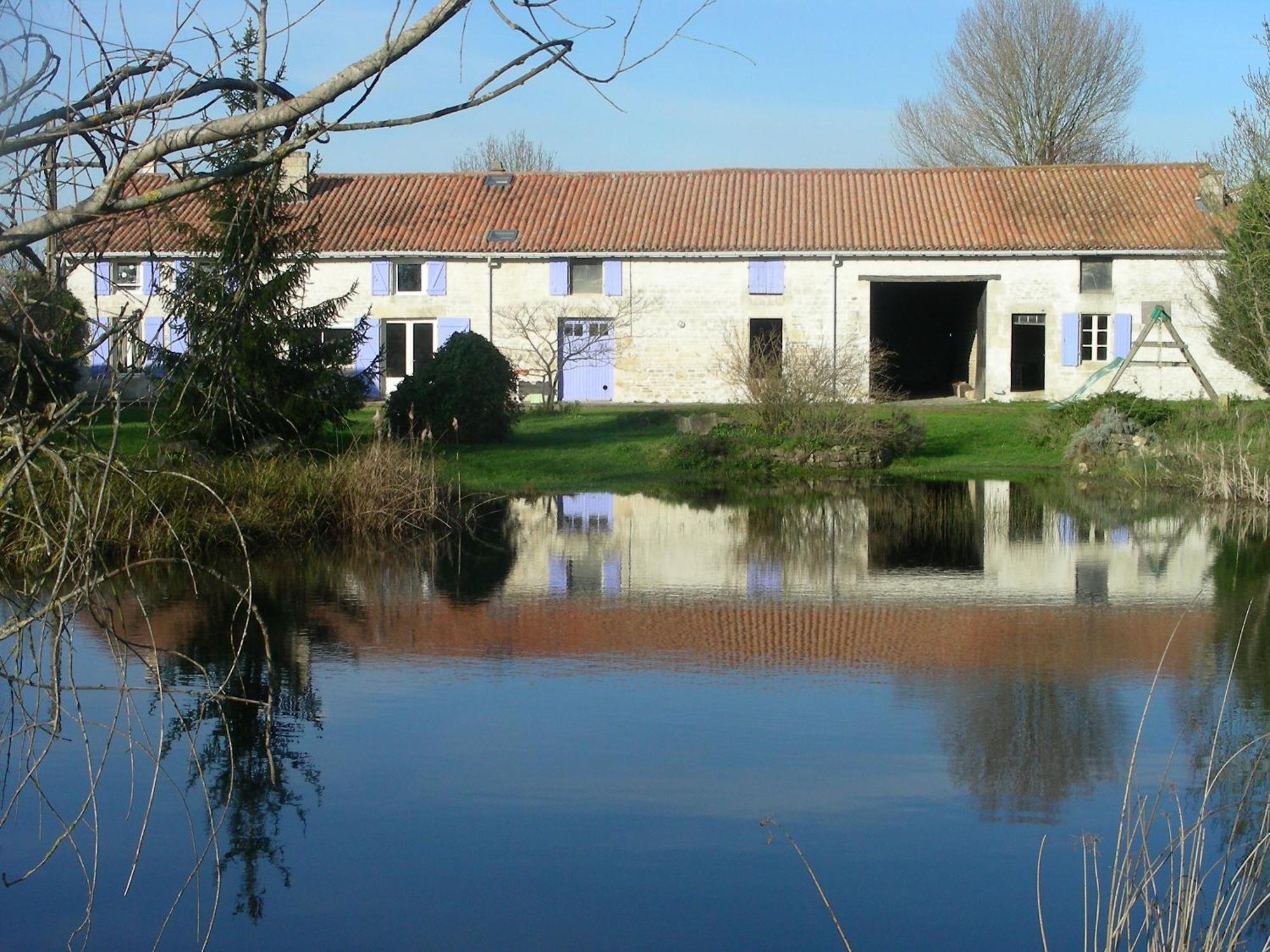 Chambres D'Hotes Entre Niort Et Marais Poitevin Bessines Ngoại thất bức ảnh