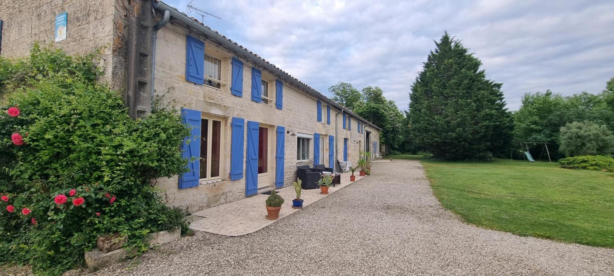 Chambres D'Hotes Entre Niort Et Marais Poitevin Bessines Ngoại thất bức ảnh